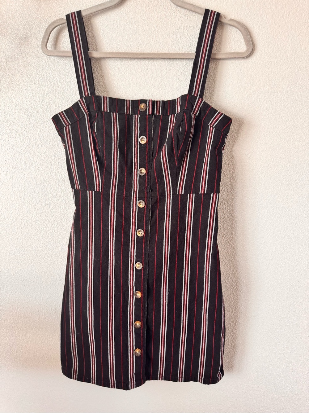 Hollister Striped Button-Front Black & Red Mini-Jumper/Pinafore. Size M